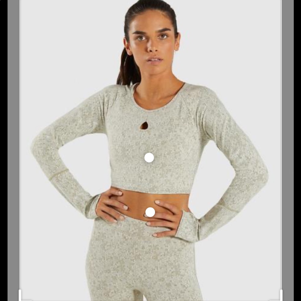 Gymshark Fluer texture set in Khaki Marl